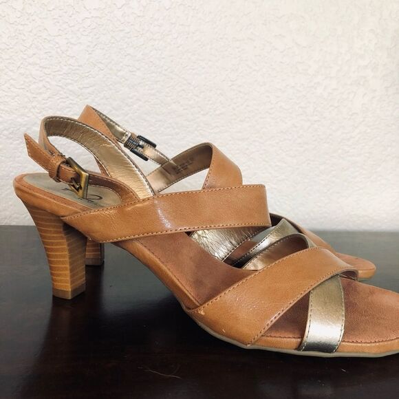 A2 Aerosoles Leather Brown Metallic Heels Sandals 9.5 - Picture 3 of 6